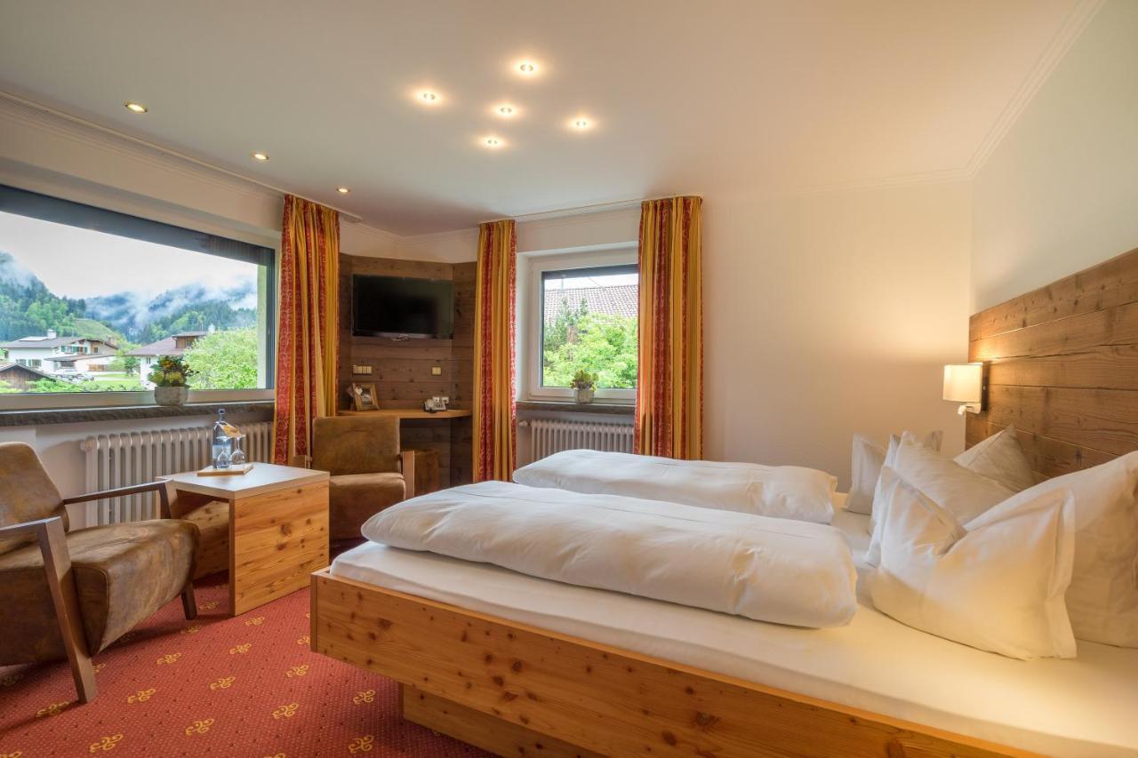 Wohlfuehlhotel Berwanger Hof Obermaiselstein Exterior photo