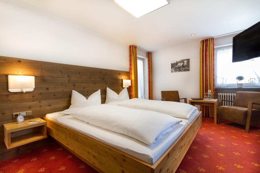 Wohlfuehlhotel Berwanger Hof Obermaiselstein Exterior photo